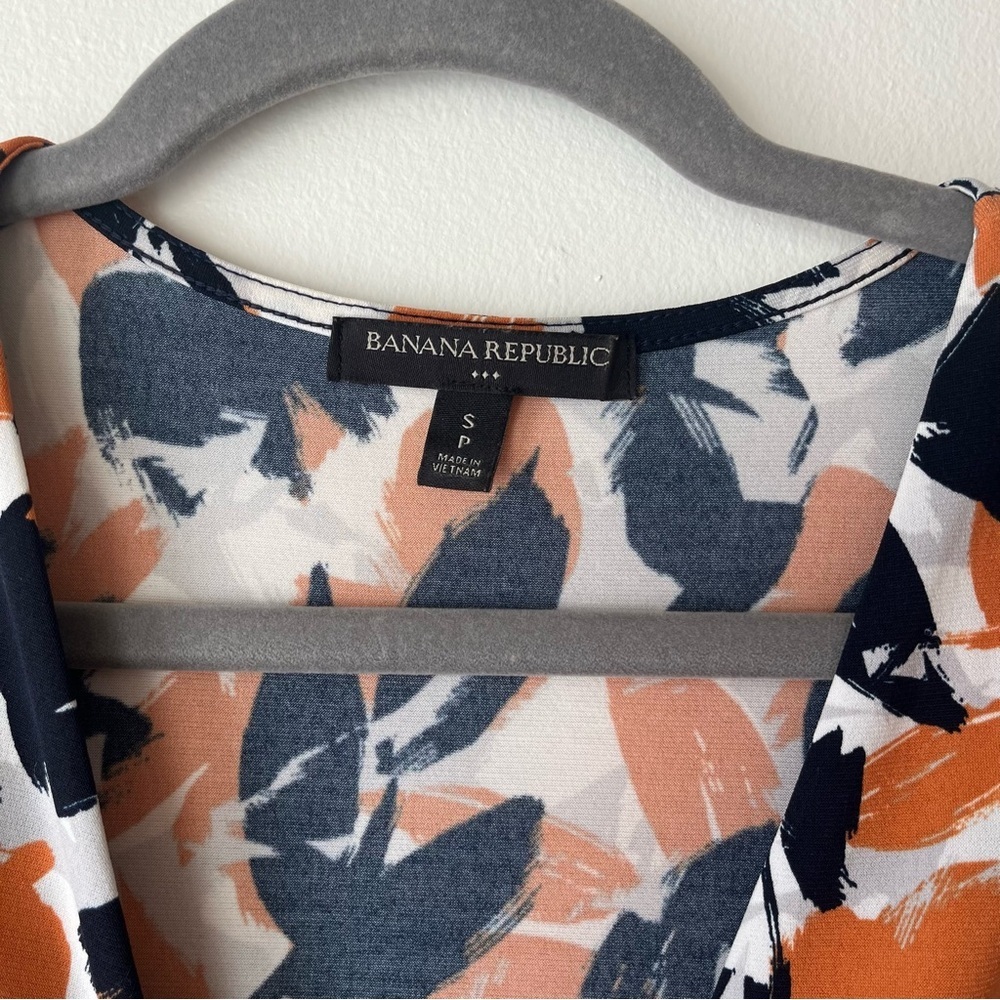 Banana Republic Wrap Front Dress Size Small, Navy Orange Abstract Print Stretch - Picture 3 of 12